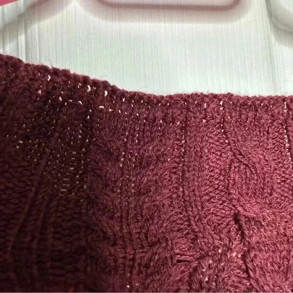 Bleu Gray Cable Knit Sweater Burgundy Size Medium - Picture 15 of 16
